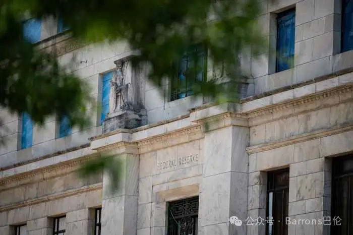 美国稳定币法案：国债融资与影子银行风险博弈