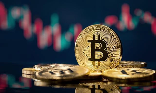 比特币安全的底层逻辑是什么？区块链防篡改机制如何构建可信价值网络？