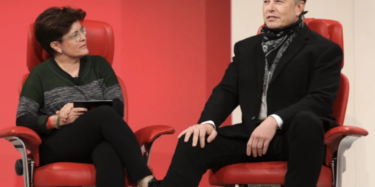 Elon Musk专访：政府应避免监管加密货币，中国或因电力短缺封杀比特币挖矿